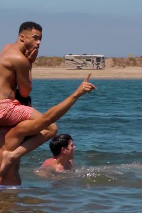 Step-brothers hook up after beach day - NextDoorTaboo