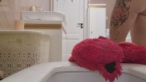 ACCIDENTAL TEDDY PEE – SPIT, SOAKED PLUSH & TOILET FLUSH FINALE