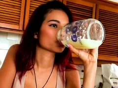 Latina MILF Cum Drinking To Seduce BWC
