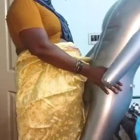 Lucky dolly plays with Indian bbw