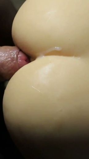 super silicone ass and i fuck her with a hot cock i go deep   Clip 1