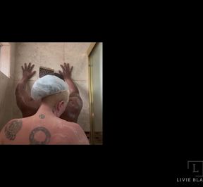 Shower Sucking Dick