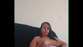 SAFADA SE MASTURBANDO GOSTOSO COM SEU GOLFINHO ELA GOZA E GEME GOSTOSO AT&Eacute_ O CREMINHO SAIR