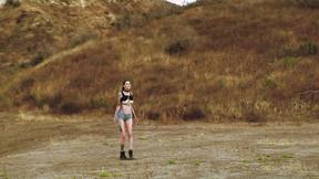 ”Hobbled Amazon walk in banged-up bondage predicament”