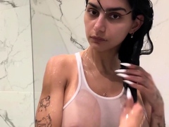 Mia Khalifa Post Shower Video Leaked