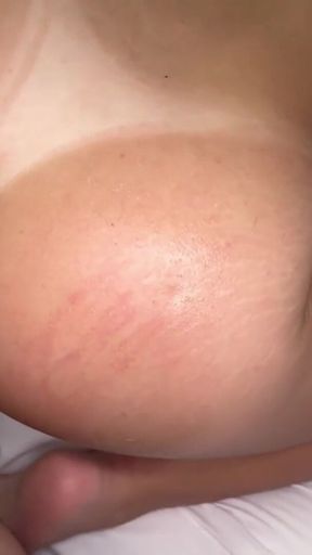 My Neighbor Asks Me to Do Her First Anal / Luenok X Luchiibb_ok