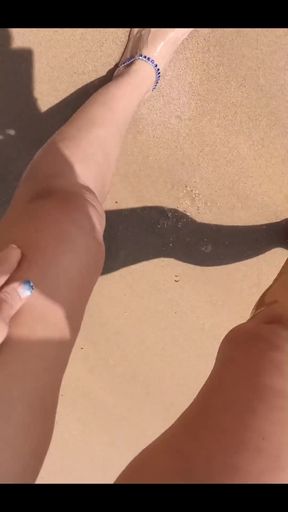 Pee Spotting the Beach