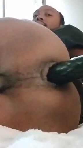 Very Sexy Cam Show Part 1