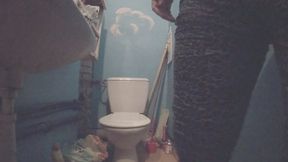 Long time in toilet, farting, digging in my asshole