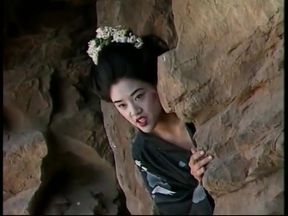 Asian Beauty Fingers Hot Chick Pussy in a Spa