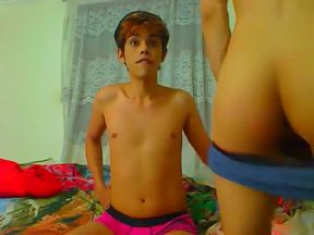 two smoothie latino boy wank on webcam