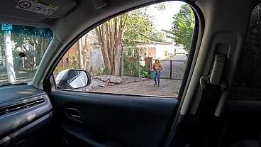 Encontrei a safada na rua e chamei pra meter o ferro