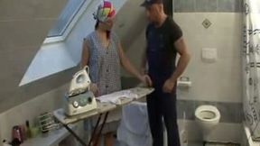 Plumber fucks housewife