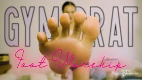 GYM BRAT FOOT WORSHIP