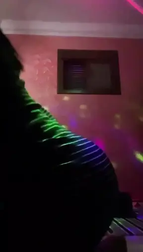 Big tit mature MILF masturbates to orgasm