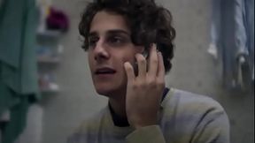 Loris Is Fine  - 2017 ‧ Curta-metragem ‧ 22 min