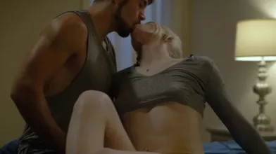 Izzy Colle Blowjob And Doggystyle Bareback