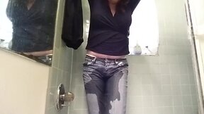 Wet & Wild Piss Play: Naughty Babe in Tight Jeans