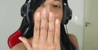 Hand Fetish Request for User