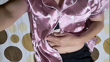 UNIVERSITARIA ME MANDA UN VIDEO MASTURBANDOSE Y TOCANDOSE SUS RICAS TETAS