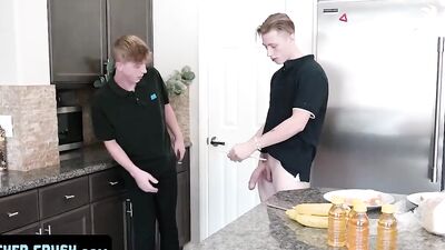 Brother Crush - Fit Guy Finds Out His Little Stepbro Is Measuring His Dick And Helps Him Get Hard