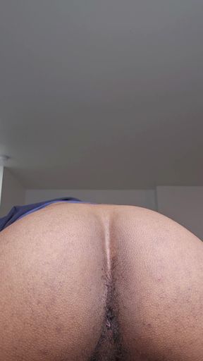 Twink Bouncing Big Booty