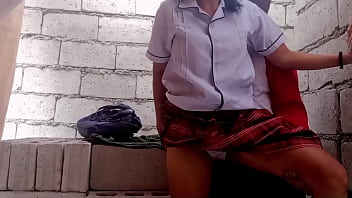 Pinay college T.U.P.A.D Series - pinay fucked in abandoned construction site