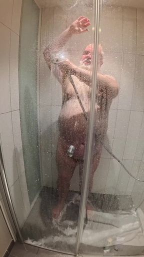 Taking a Shower in Stuttgart
