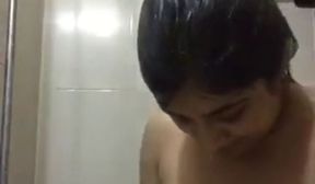 indian desi girl bathing video