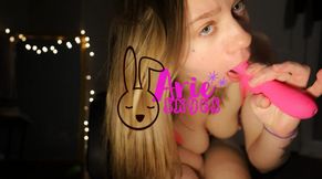 Arie Eating Pink Dildo Deepthroat Suck