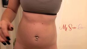 Peeing fountains in the bathtub, closeup, and a couple golden showers by amateur MILF Lexie