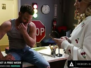 MODERN-DAY SINS - Immodest Mechanic Fucks Hawt Cheating Wife Anna Claire Clouds