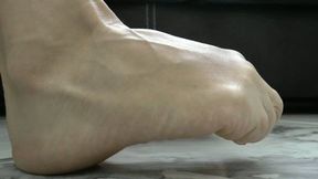 I love your toe curl, and I love to cum to your feet (part 3) WMV FULL HD 1080p