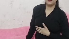 Desi hot girl ko paise dekar jabar dasti pela