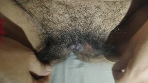 Daru aur cigarette peaker boobs aur Hairy pussy kay Sath foreplay