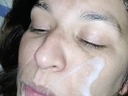 Facial y traga leche