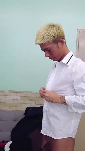 Thrilling moment from &quot;Japanese Twink Bukkake Gangbang&quot;