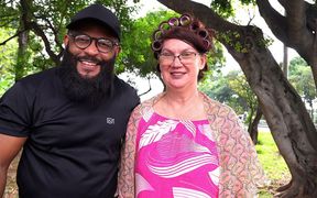 BBW Mature Gets Her Ass Stretched During a Bus Ride