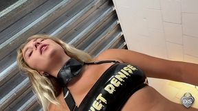 wet denise squirts on the sybian