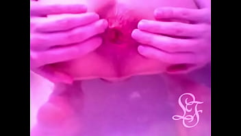 Do you mind if I fart in the Bathub?