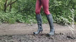 Ania - muddy boot heels