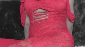 An open collarbone. A long neck. Red lips that say nothing—and decide everything