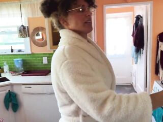 Excited East Coast Stepmom Wishes a Coarse Anal Creampie