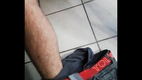 Chacal caliente en el barber shop