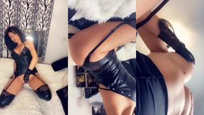 cuir et latexquoi de plus sexy qu une tenue en cuir ... mais sans string et ...
