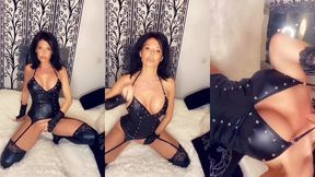 cuir et latexquoi de plus sexy qu une tenue en cuir ... mais sans string et ...