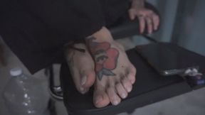 behind the scenes feet