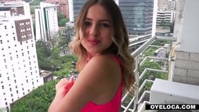 Sightseeing & Cocksucking with Latina Bomshell