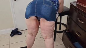 I let a stranger in a public park touch me &mdash;  blew him and rode him doggystyle