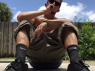 Cody chillin and jerkin